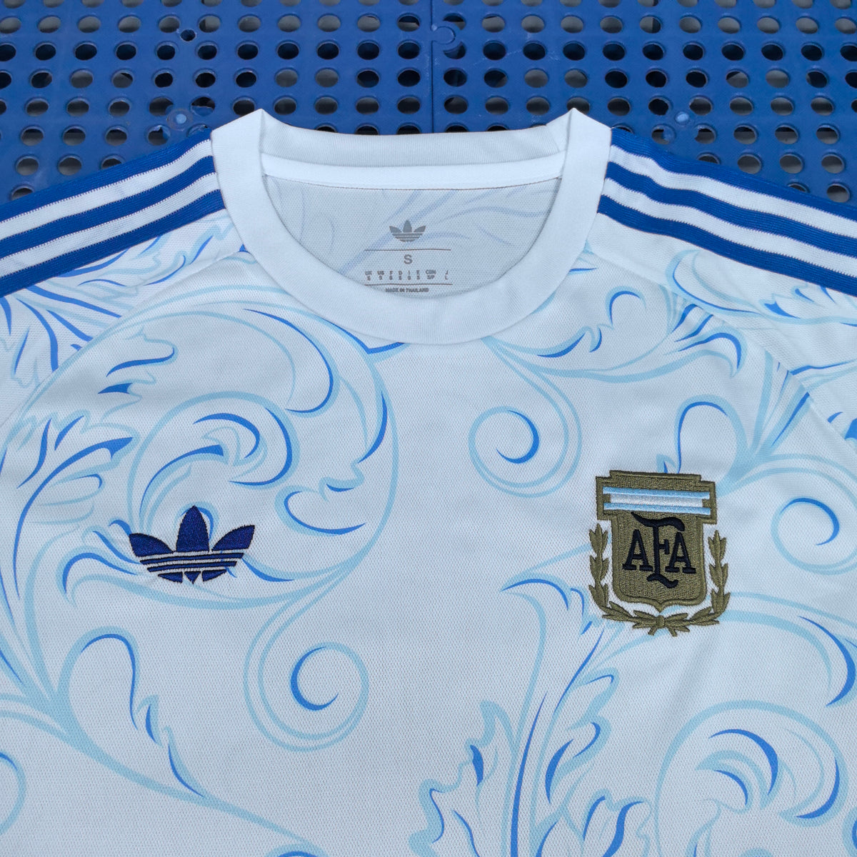 2026/27 Argentina White Retro Style Jersey — detail