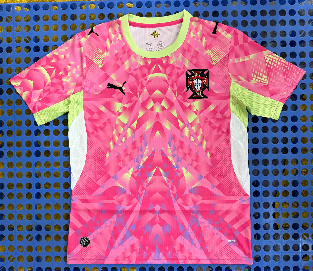 2026/27 Portugal Pink Training Jersey — Fan